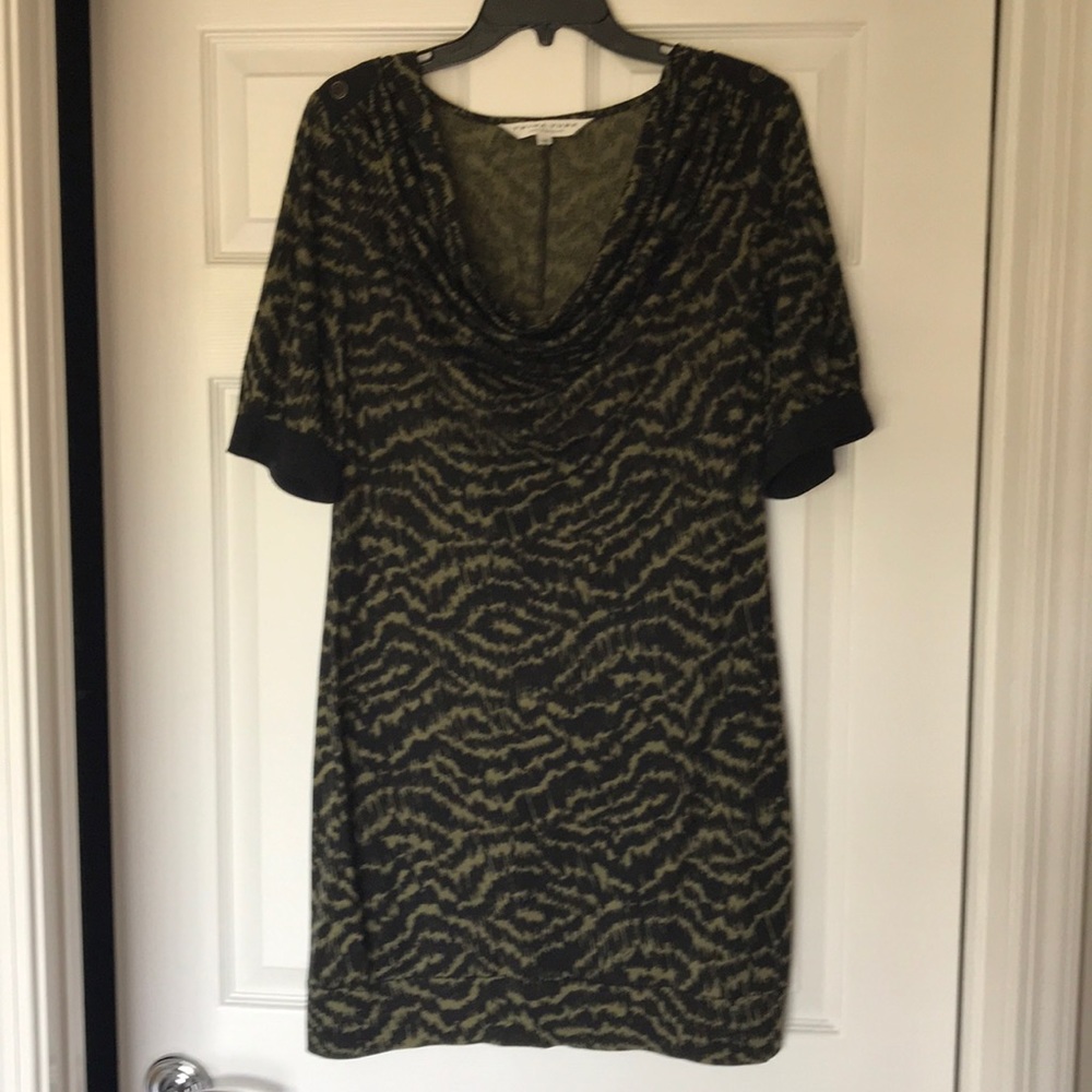 Women’s dress by Trina Turk size 10 - Picture 1 of 4